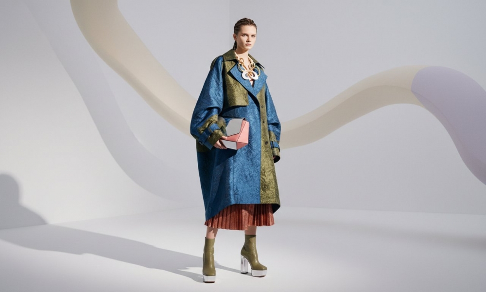 Искусство Стиля и Цвета: Раскрываем Главные Тренды Сезона с Палитрой Pantone