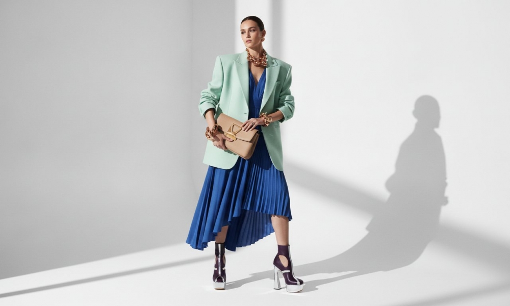 Гармония Стиля: Главные Тренды Сезона и Вдохновение Pantone