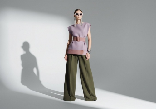 <h2>Модный Путеводитель Сезона: Оттенки Pantone...
