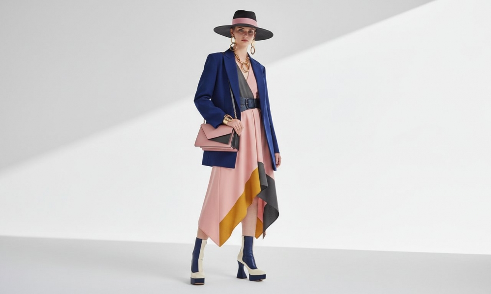 Главные Тренды Сезона: Искусство Стиля и Палитра Pantone