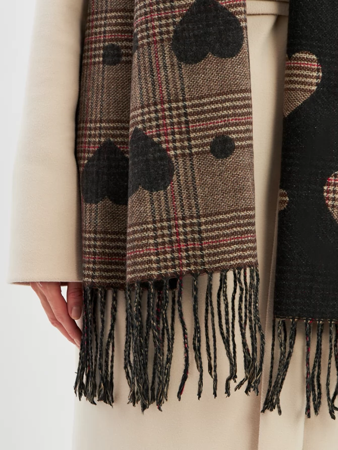 Палантин женский двусторонний с принтом в клетку и сердца