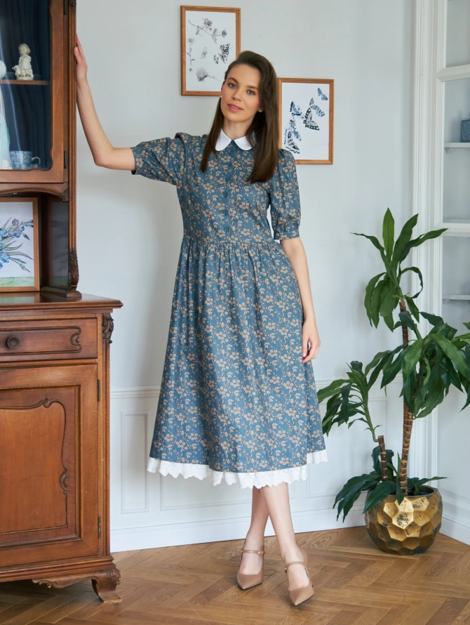 Платье хлопковое с белым воротничком и бежевыми цветами OD-790-8