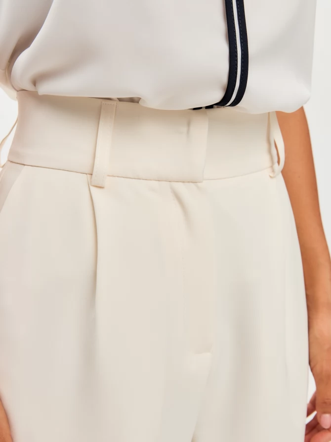 Брюки укороченные белые