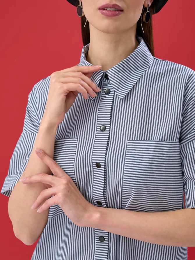 Платье с разрезами