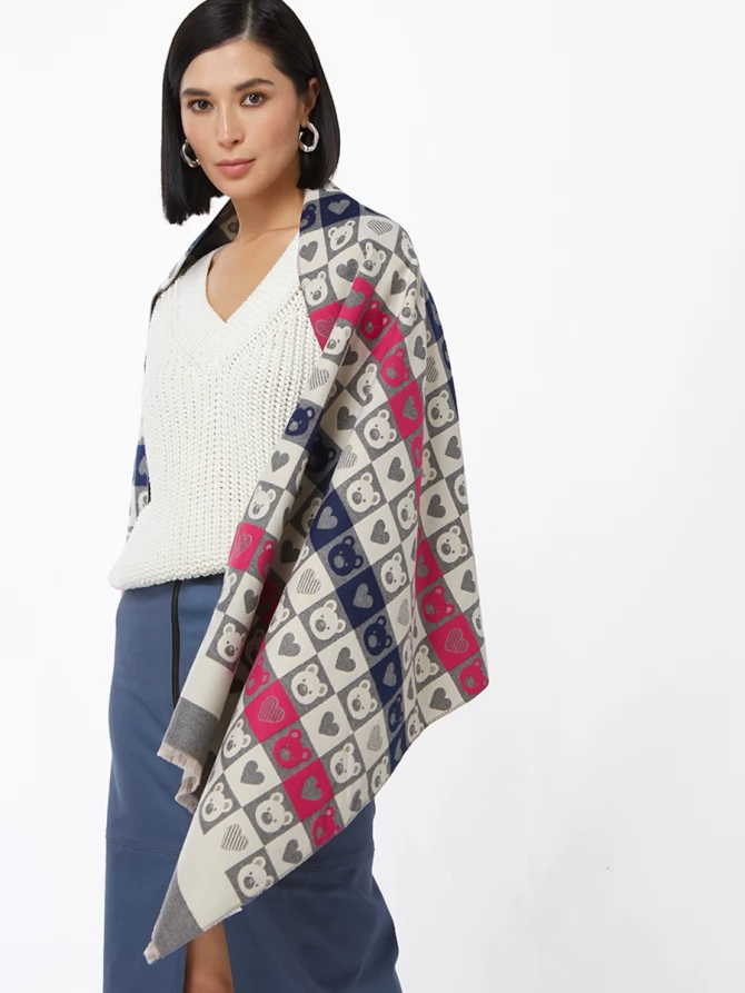 Палантин женский двусторонний с принтом Мишки и Сердца