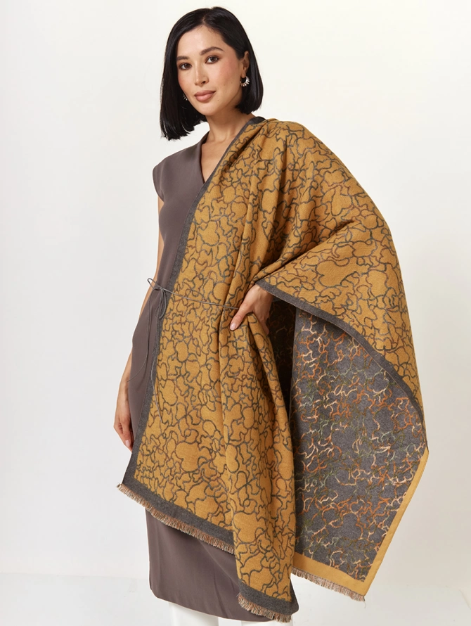 Палантин двусторонний с абстрактным узором