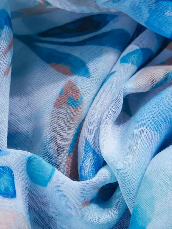 Палантин женский с цветочным принтом