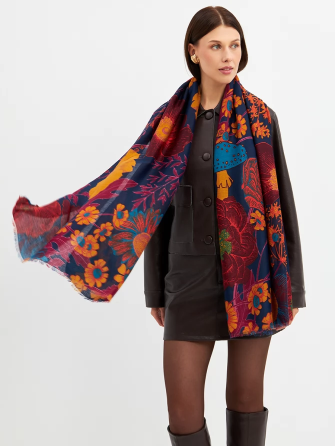 Палантин женский с цветочным принтом