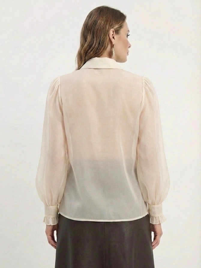 Блузка из органзы со сборкой OD-928-1 молочный