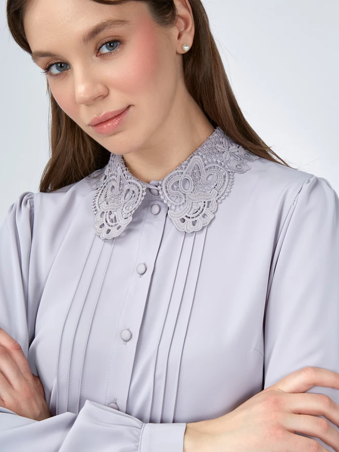 Блузка с воротником из кружева и защипами OD-913-2 св.сиреневый