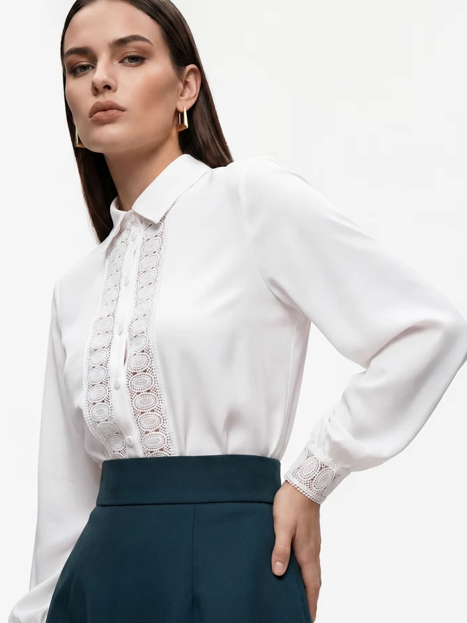 Блузка с кружевом белая