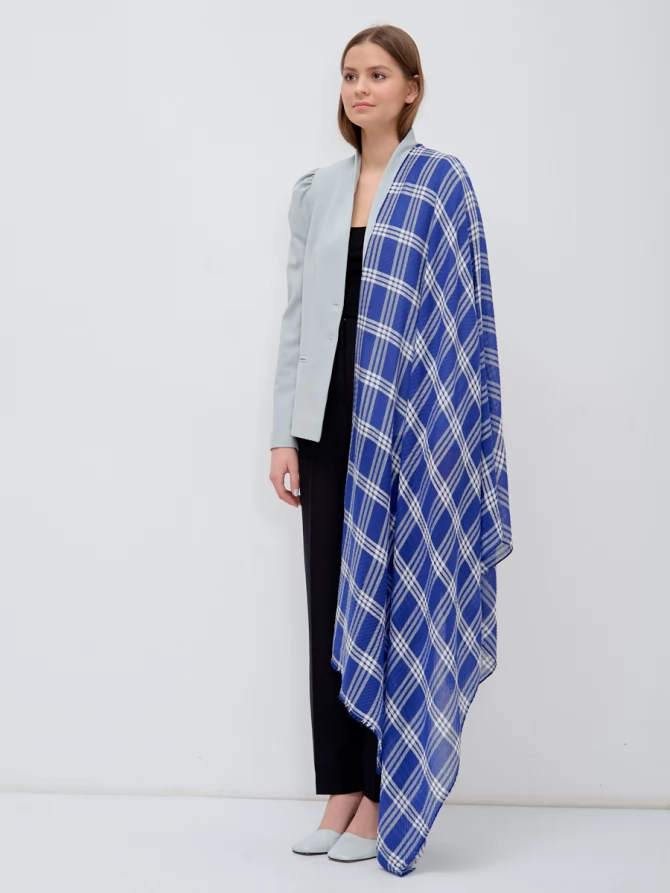 Палантин в синюю клетку