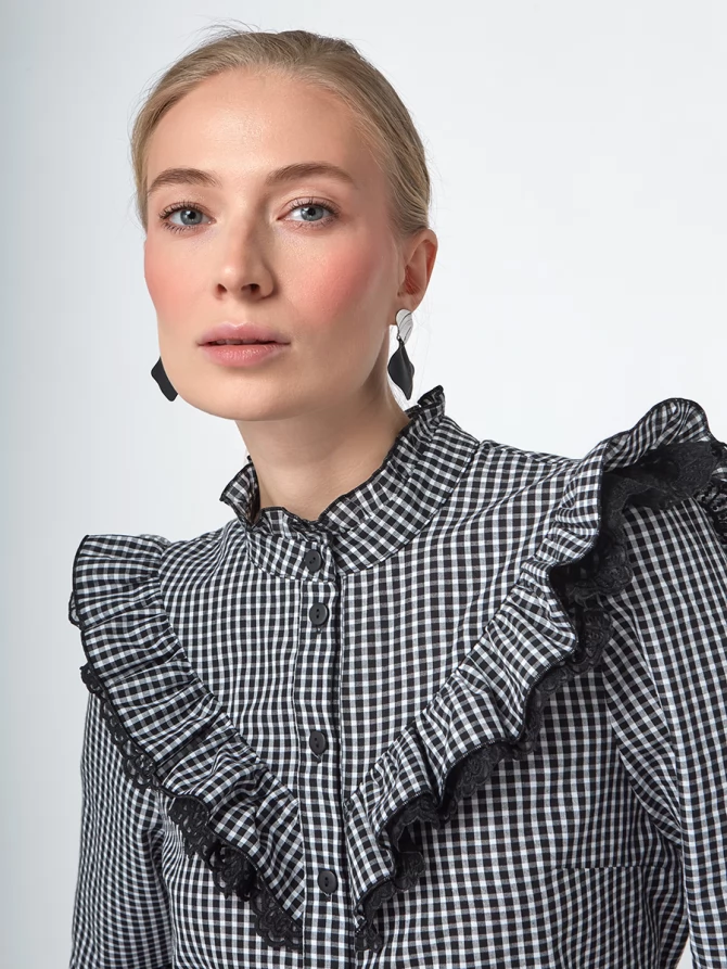 Блузка из хлопка с кружевом OD-896-1 ч/б клетка