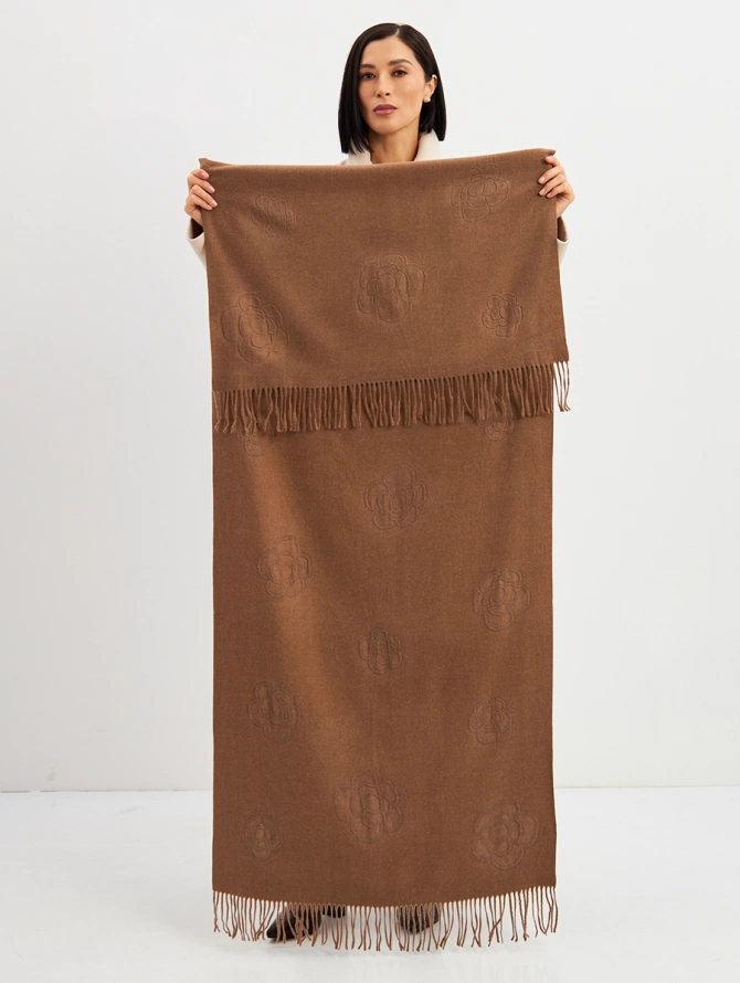 Палантин женский с принтом и бахромой