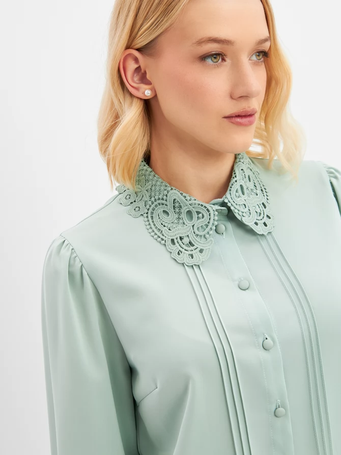 Блузка с воротником из кружева и защипами OD-913-4 св.зеленый