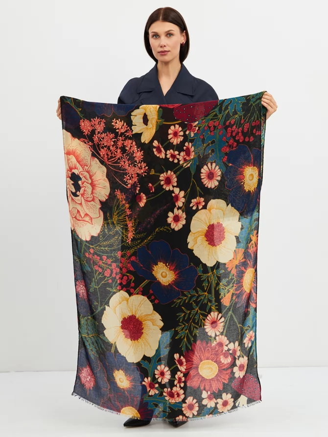 Палантин женский с ярким цветочным принтом
