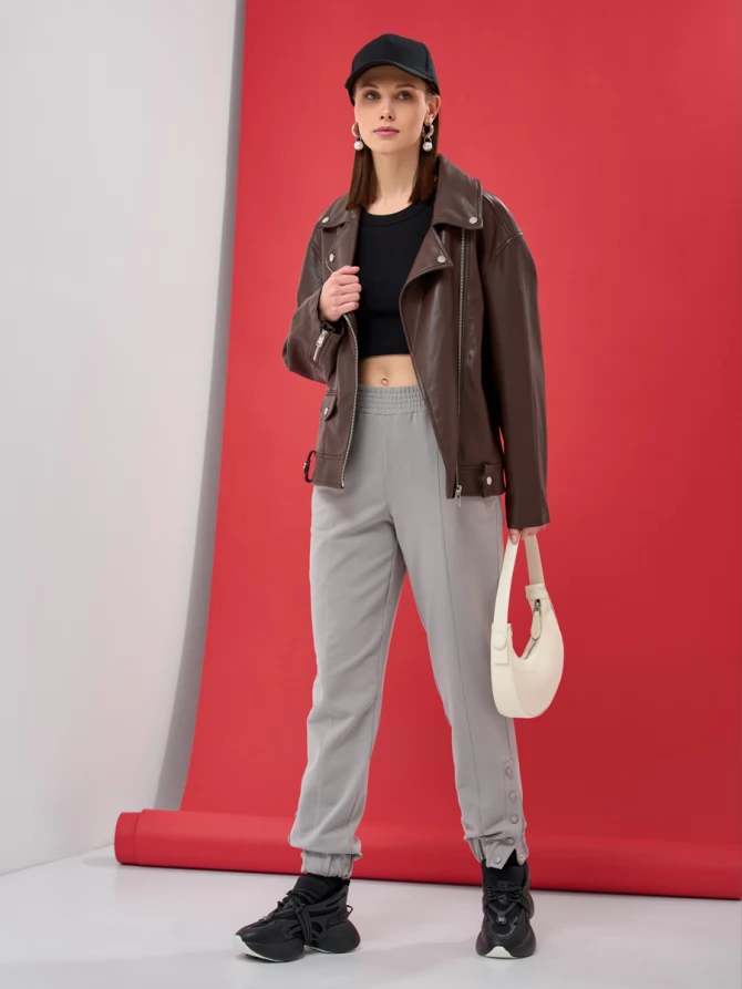 Брюки на кнопках