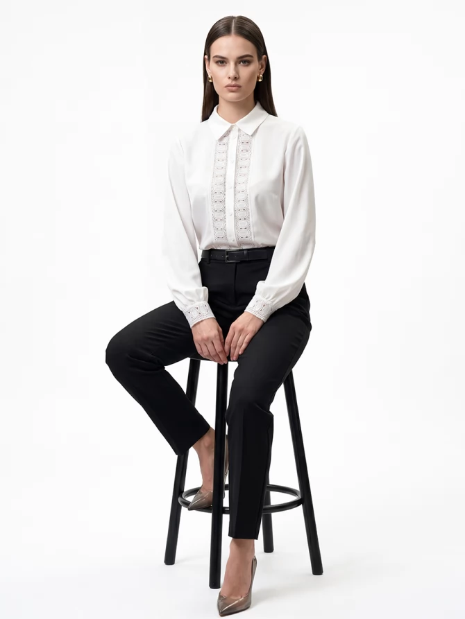 Блузка с кружевом белая