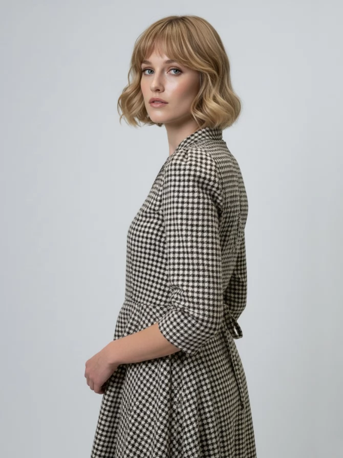 Платье с воротником стойка  OD-885-2 клетка сливочно-коричневая