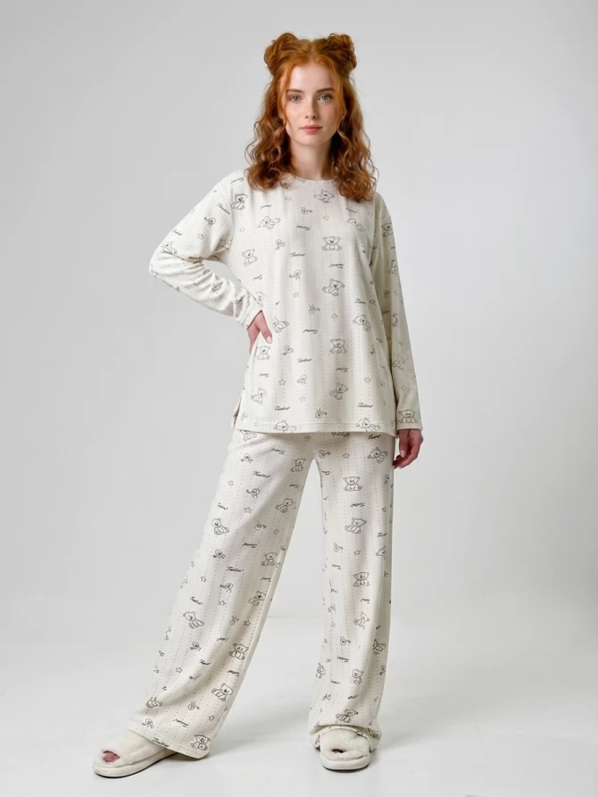 Пижама из велюра с принтом мишки с резинкой в комплекте OD-1009-3 молочный