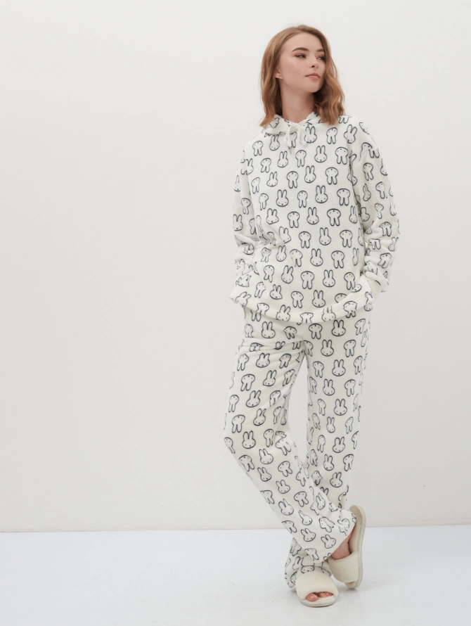 Худи из плюша с принтом "Зайчики"