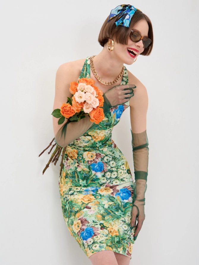 Платье прилегающего силуэта из трикотажа масло с цветочным принтом