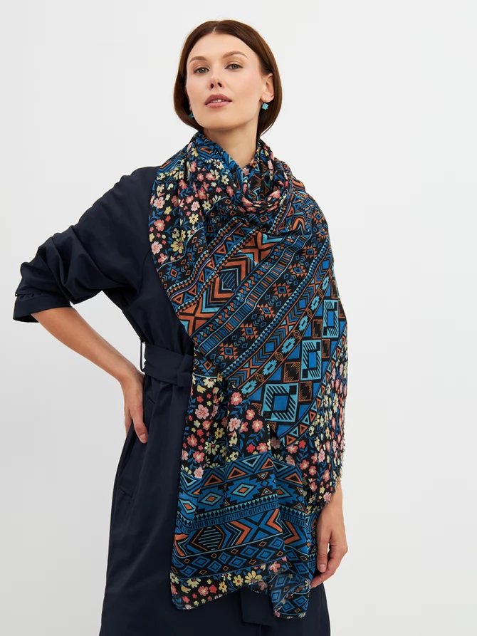 Палантин женский с этническим и цветочным узором