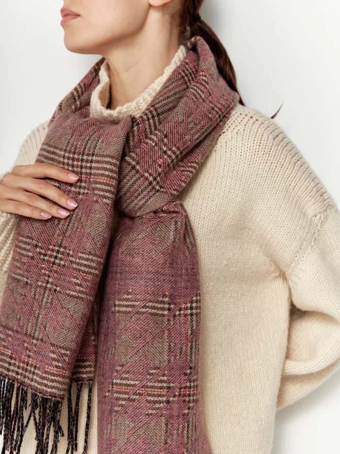 Палантин женский объемный в клетку