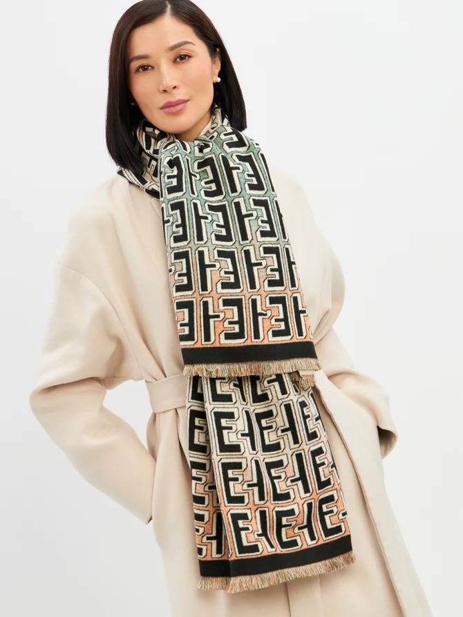 Палантин женский двусторонний с геометрическим принтом