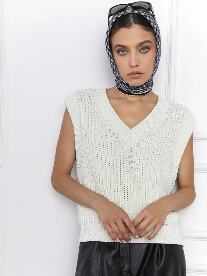 Платок женский в черно-белую клетку, жатый