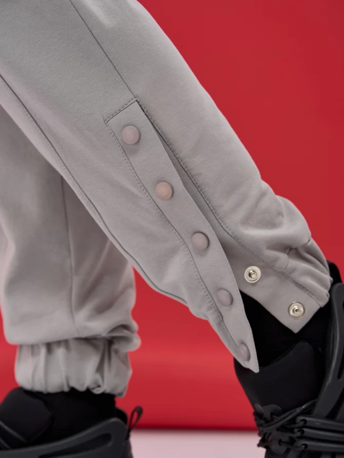 Брюки на кнопках