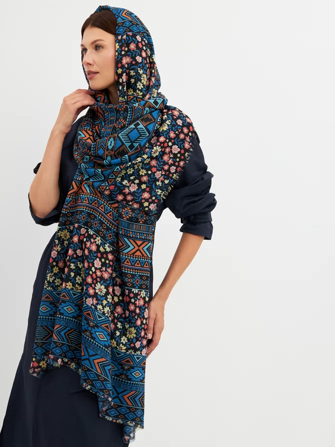 Палантин женский с этническим и цветочным узором