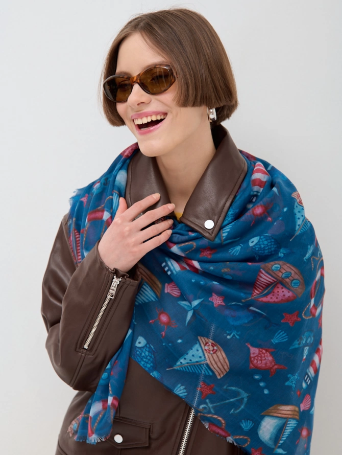 Платок с морским принтом