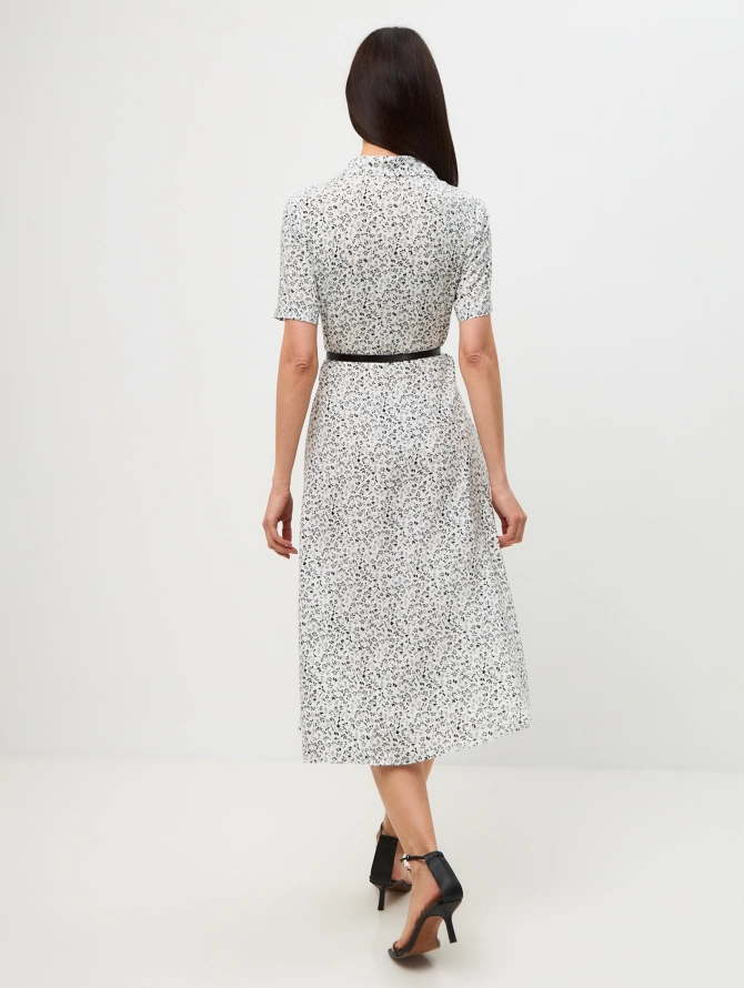 Платье-халат миди с принтом 'веточки на белом'