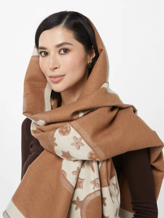 Палантин двусторонний с узором