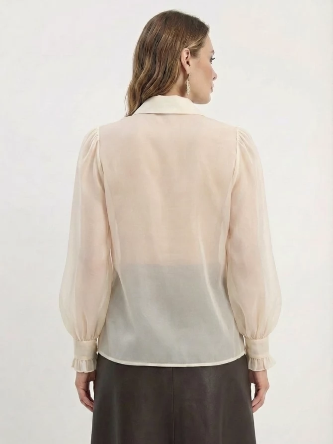 Блузка из органзы со сборкой OD-928-1 молочный