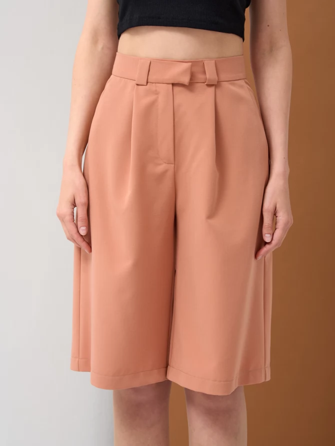 Шорты-бермуды