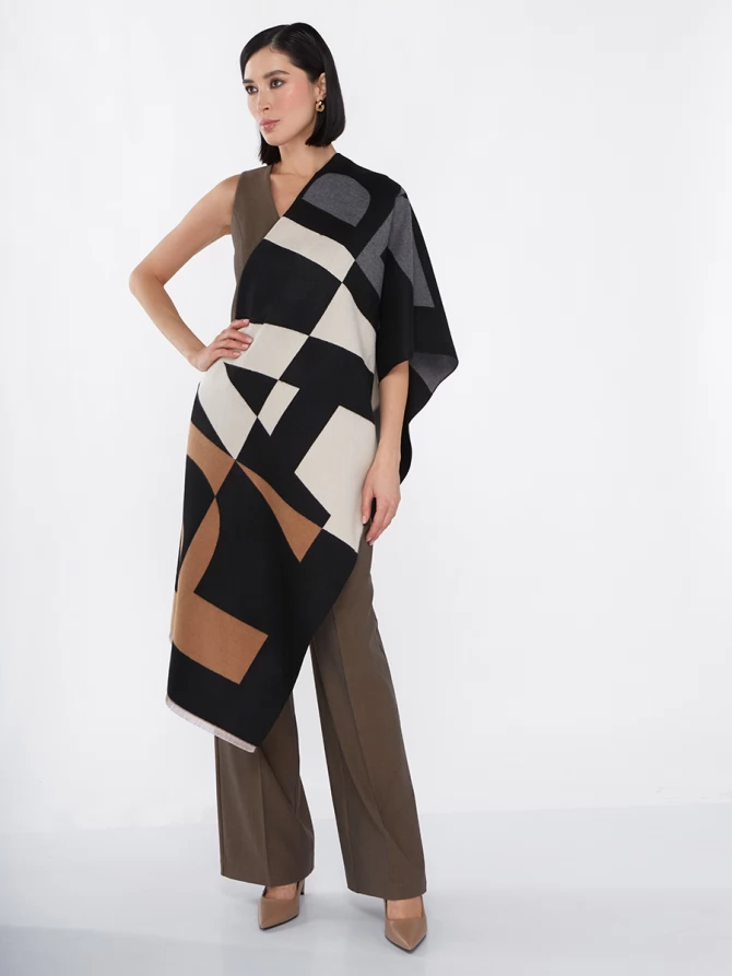 Палантин женский с геометрическим принтом