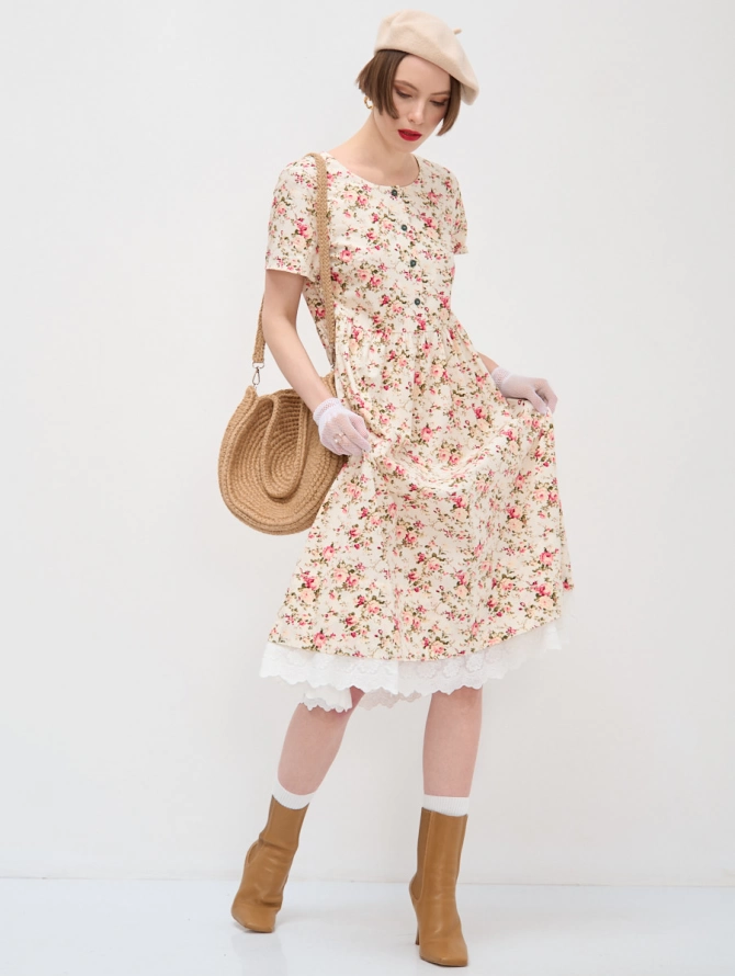 Платье хлопковое с цветочным принтом и кружевом