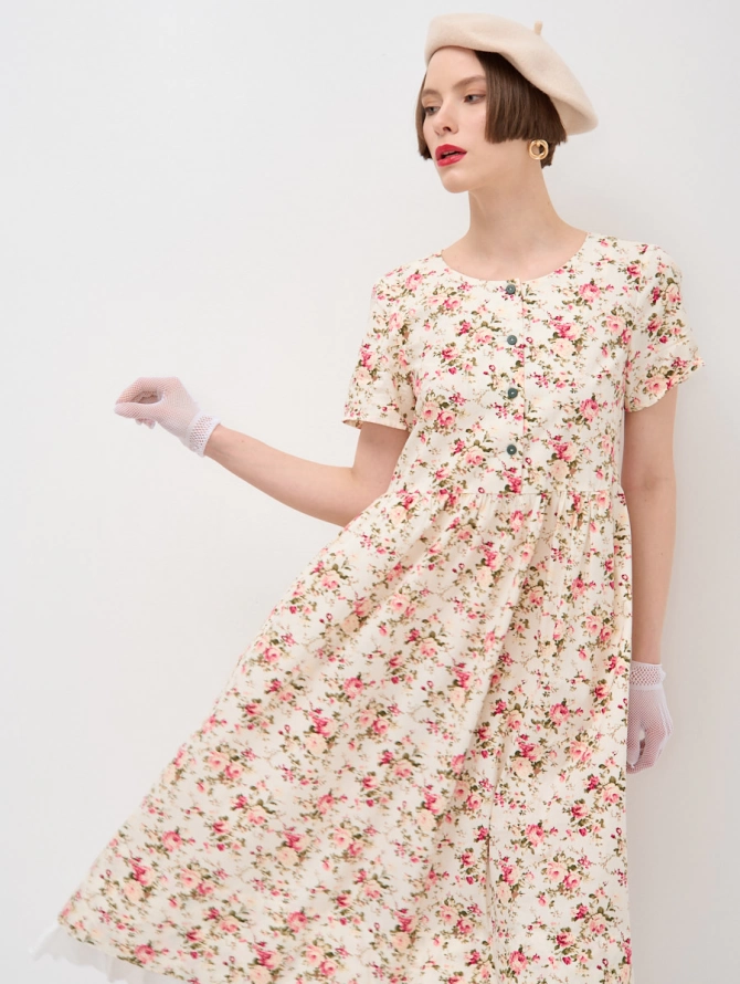 Платье хлопковое с цветочным принтом и кружевом
