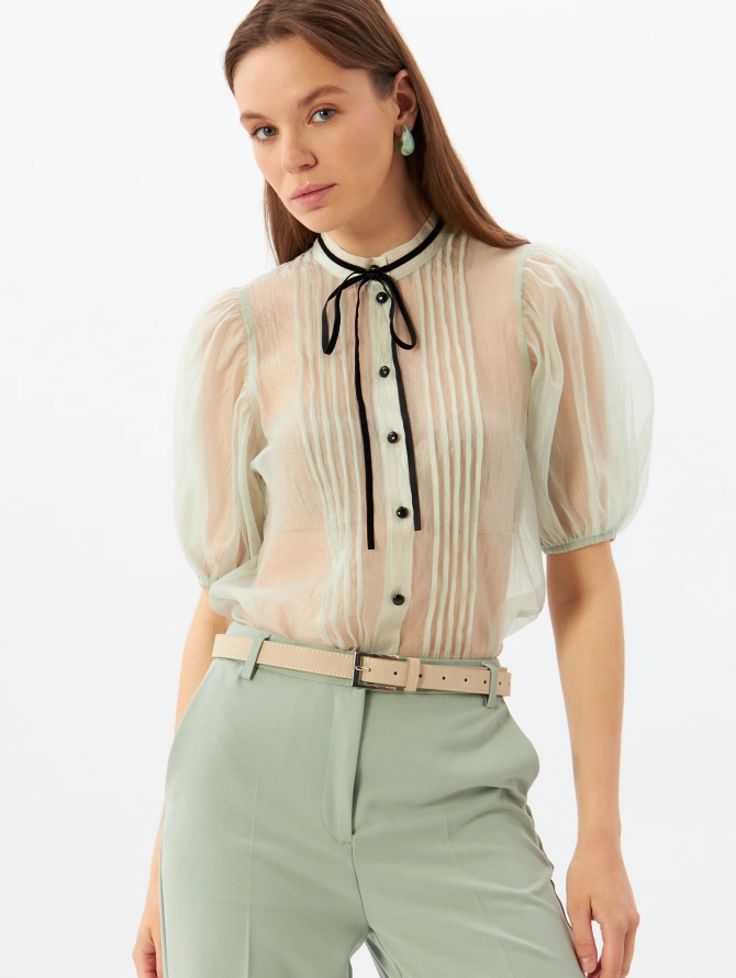 Блузка из органзы с бархатной завязкой и защипами серо-зеленая OD-951-2