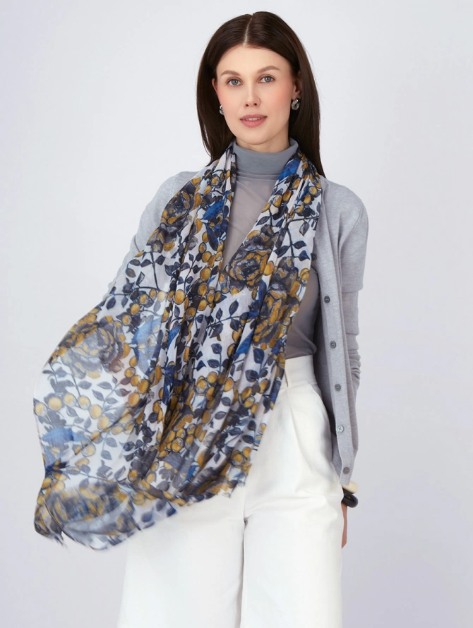 Палантин с нежным арт-деко принтом