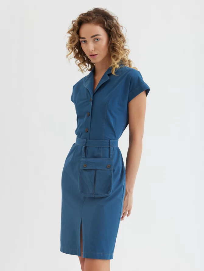 Платье с карманом на поясе