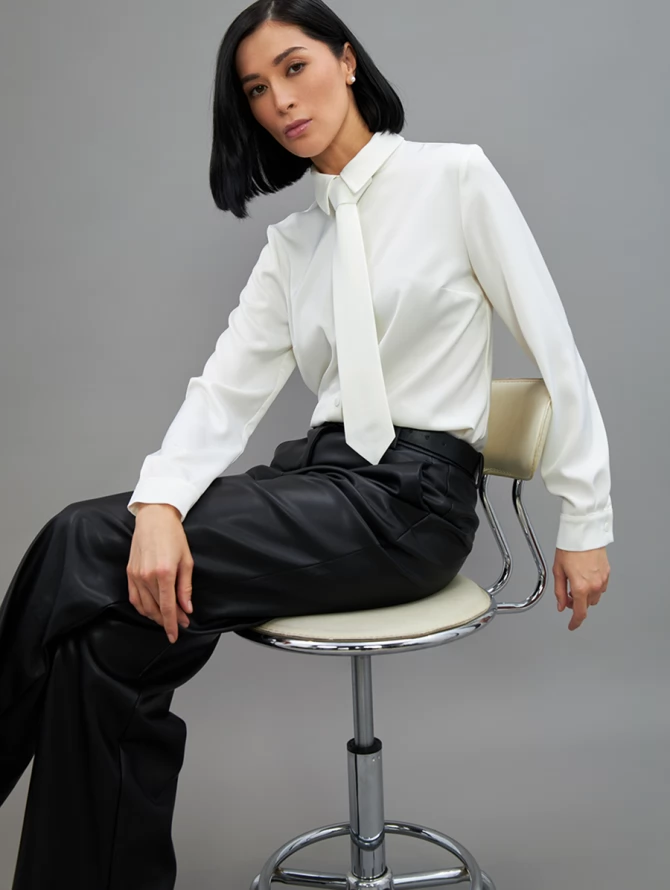 Блузка с галстуком  OD-881-4 белый