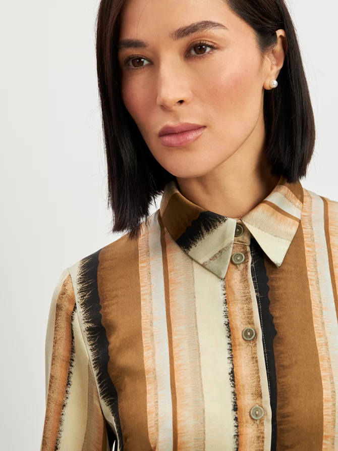 Блузка из атласной ткани OD-887-6 коричневый с серой полосой