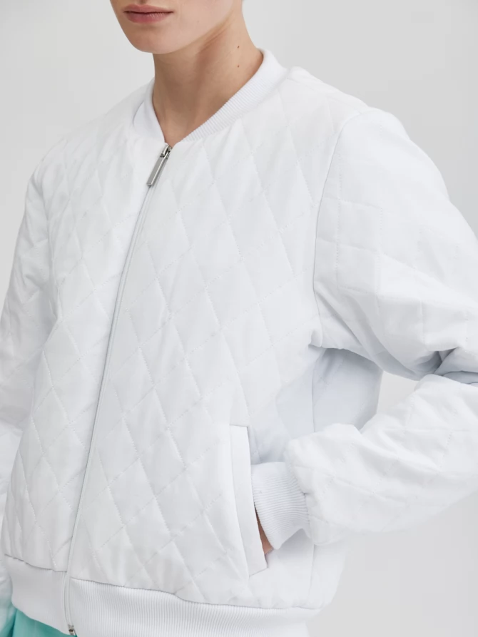 Бомбер стеганый на резинке