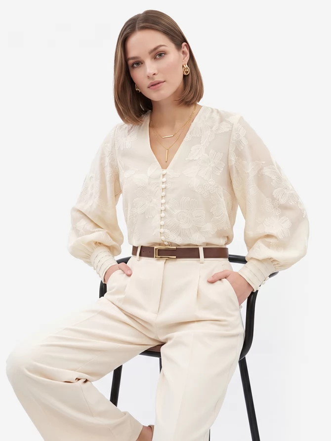 Блуза молочная с объемной вышивкой OD-987-2