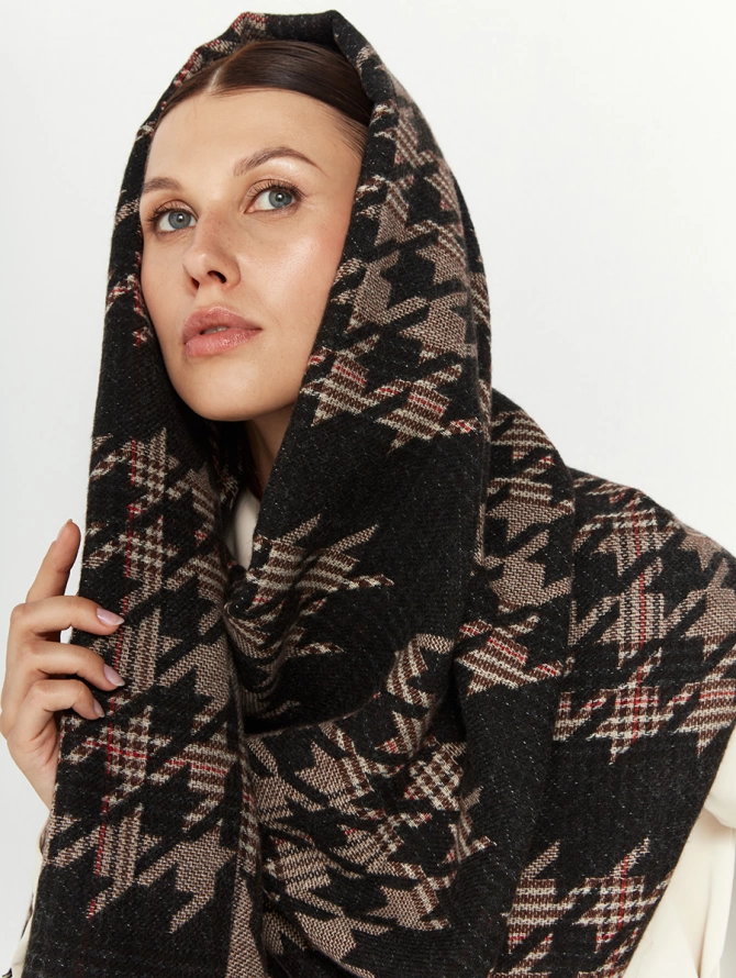 Палантин женский в гусиную лапку