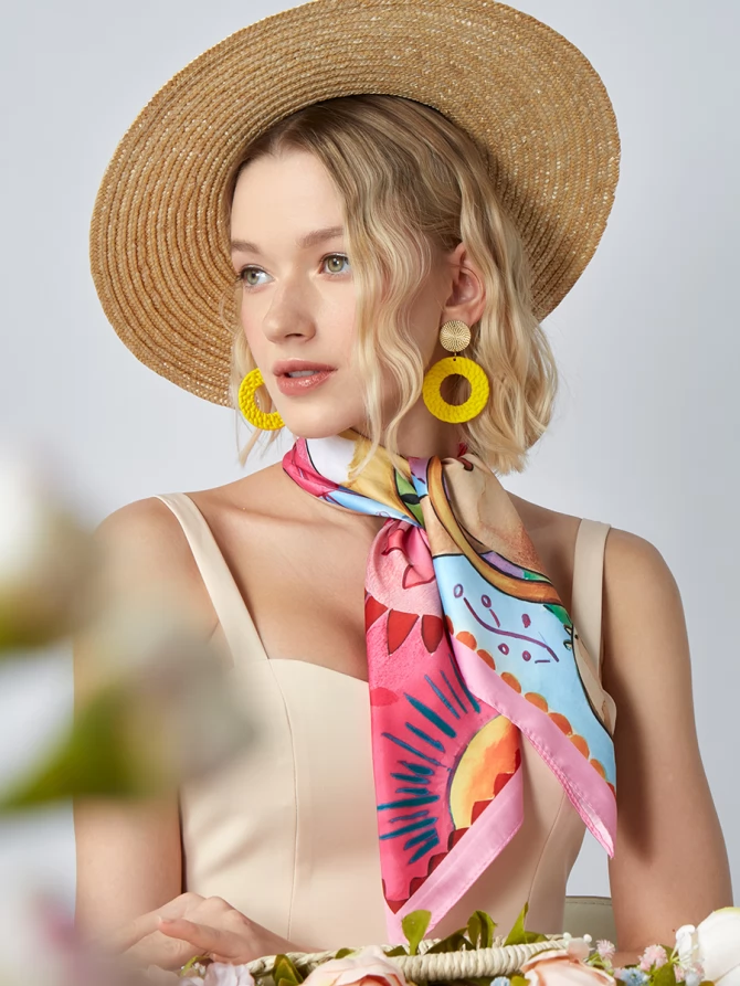 Платок женский с художественным принтом KSH16-64-3