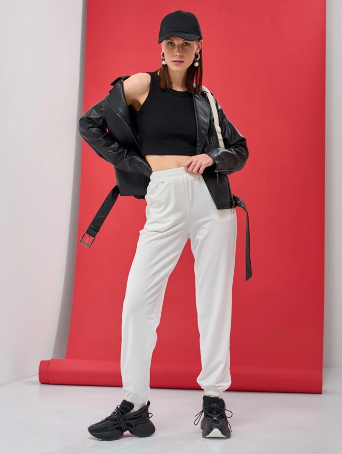 Брюки-джоггеры однотонные